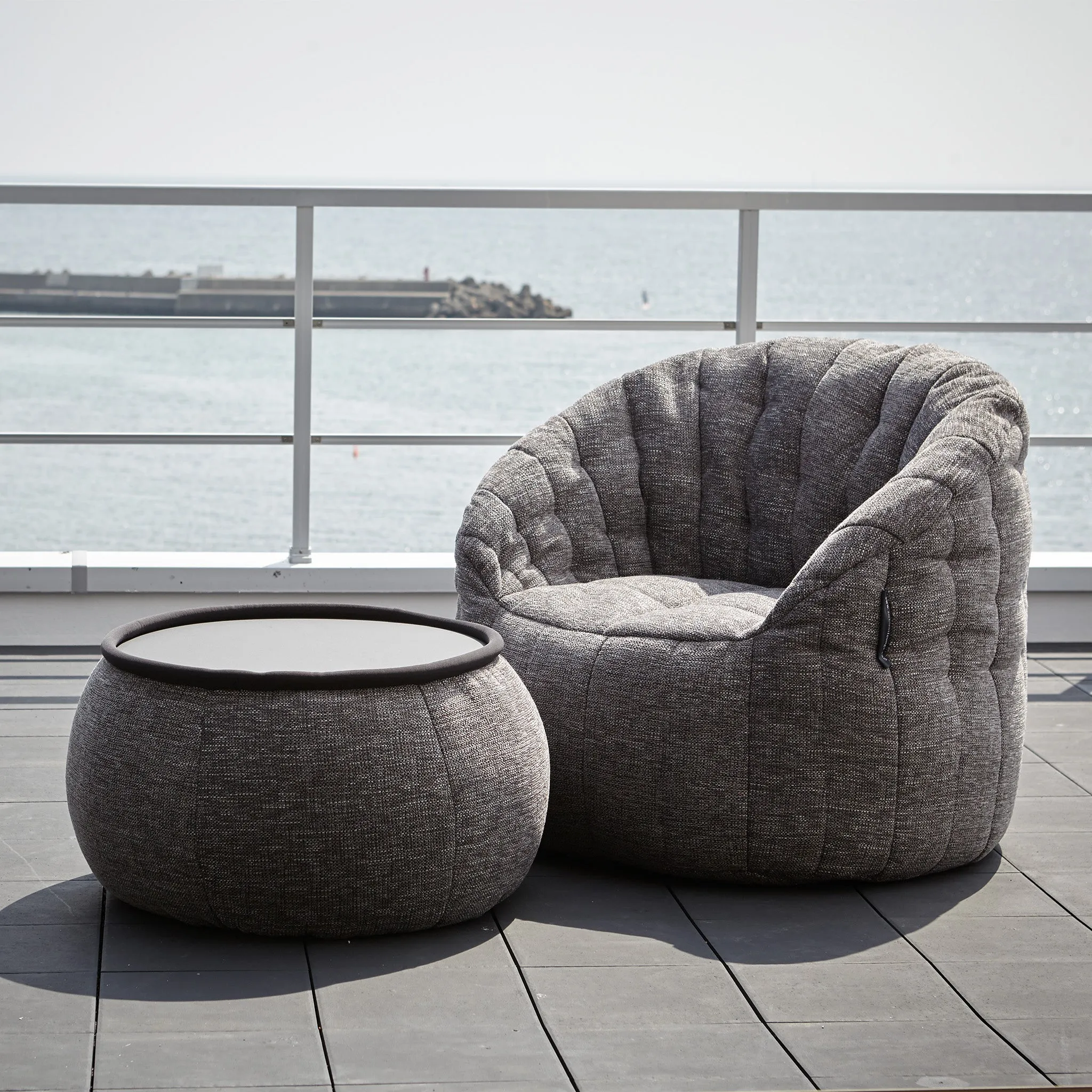 Butterfly Sofa - Interior