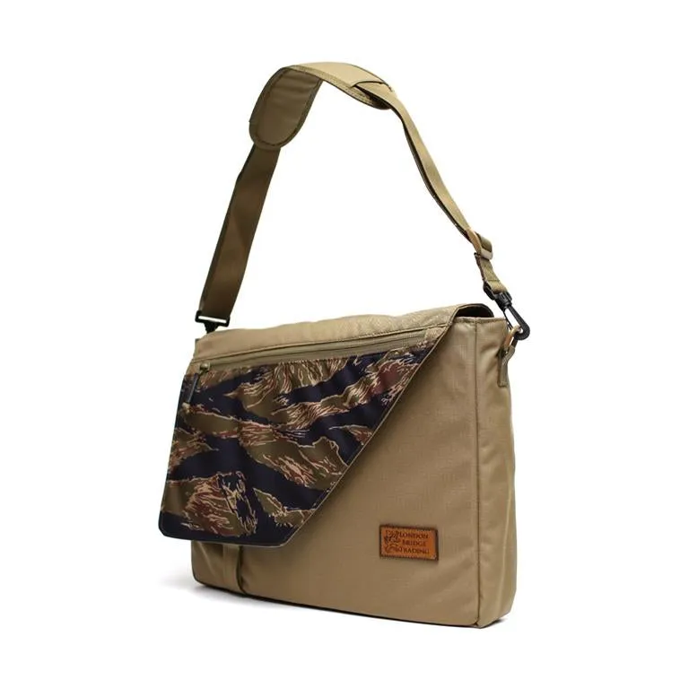 CT/VTS Courier Shoulder Bag